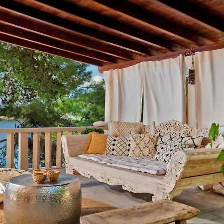 Villa Luxury Beachfront Brac Bliss With Private Pool At The On Brac Island - Sumartin Selca