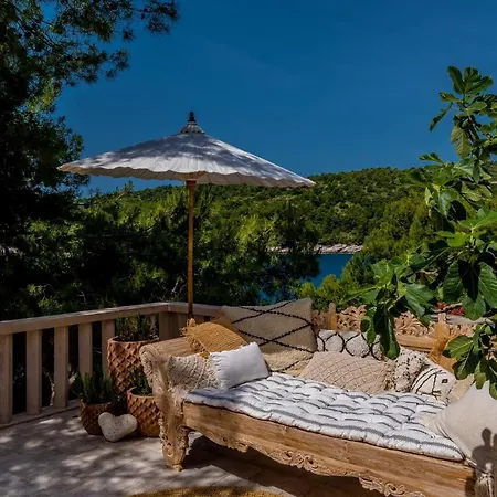 Luxury Beachfront Brac Bliss With Private Pool At The On Brac Island - Sumartin Villa *