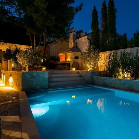 Luxury Beachfront Brac Bliss With Private Pool At The On Brac Island - Sumartin