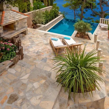 Luxury Beachfront Brac Bliss With Private Pool At The On Brac Island - Sumartin * Selca