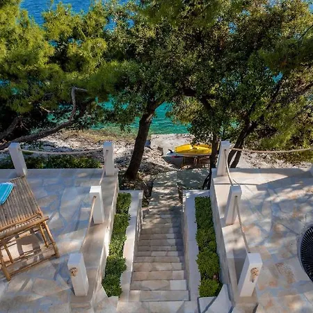 Luxury Beachfront Brac Bliss With Private Pool At The On Brac Island - Sumartin *