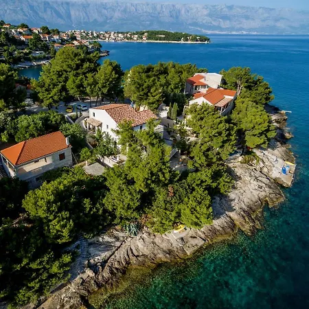 Luxury Beachfront Brac Bliss With Private Pool At The On Brac Island - Sumartin