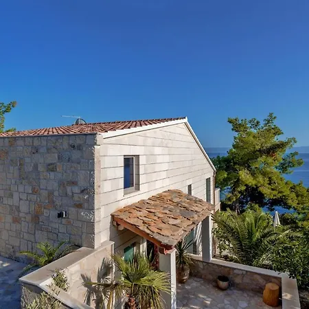 Luxury Beachfront Brac Bliss With Private Pool At The On Brac Island - Sumartin Selca (Brac)