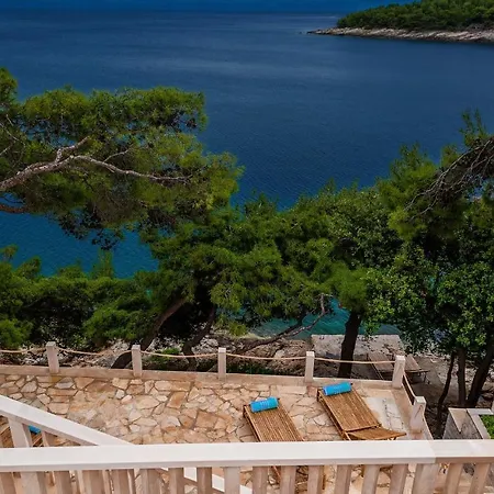 Villa Luxury Beachfront Brac Bliss With Private Pool At The On Brac Island - Sumartin