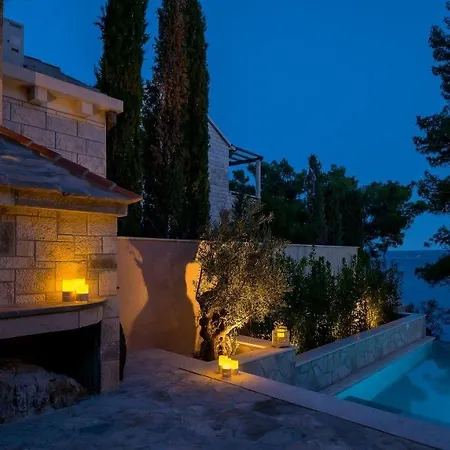 Villa Luxury Beachfront Brac Bliss With Private Pool At The On Brac Island - Sumartin Selca (Brac)